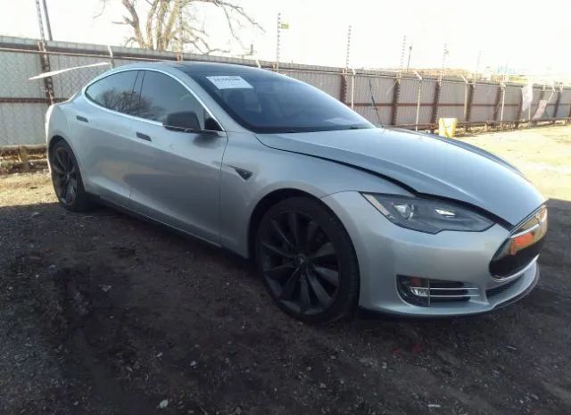 Tesla Model s (2013)