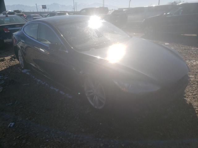 Tesla Model s 85 (2015)