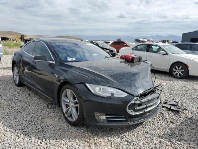 Tesla Model s (2016)
