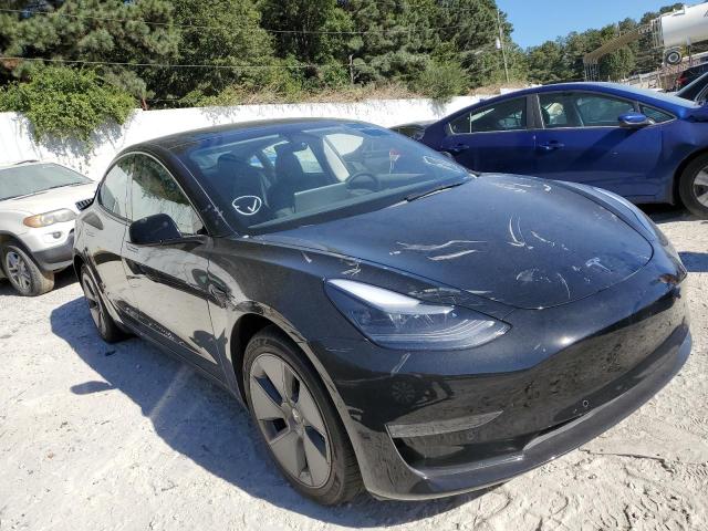 Tesla Model 3 (2022)