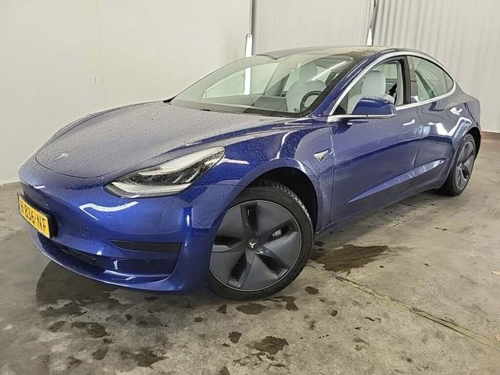 Tesla Model (2020)