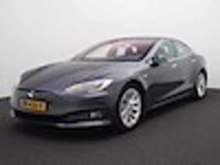 Tesla Model s (2018)