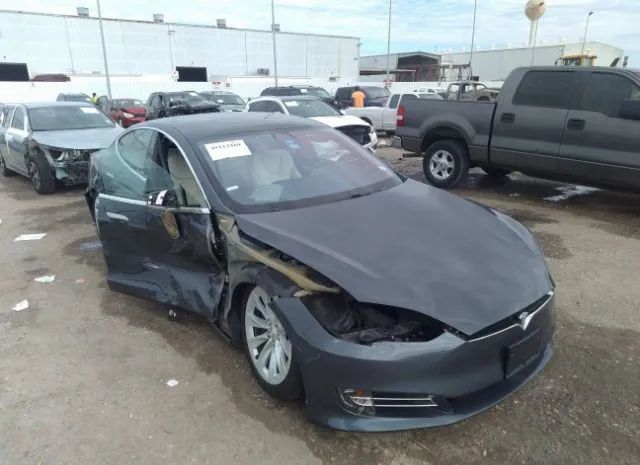 Tesla Model s (2020)