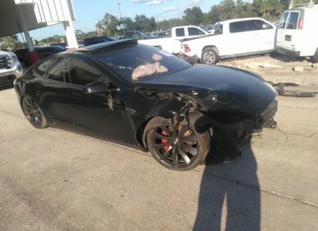 Tesla Model s (2015)