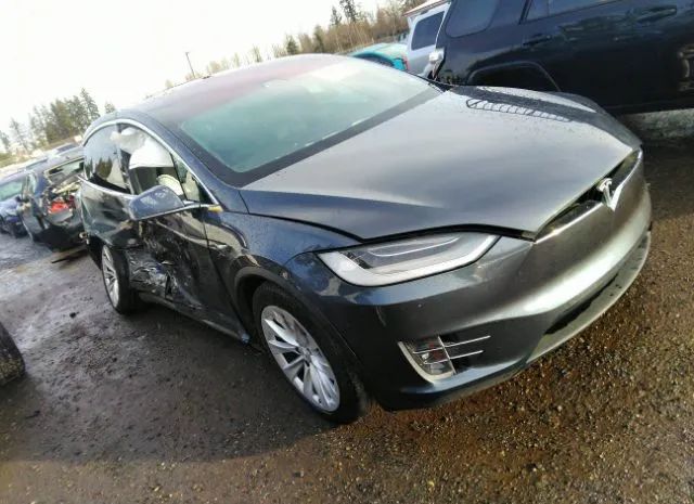 Tesla Model x (2020)