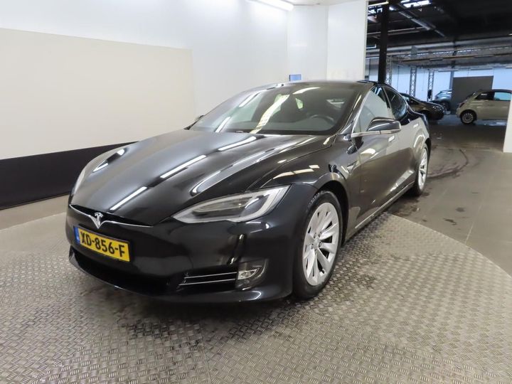 Tesla Model s (2018)