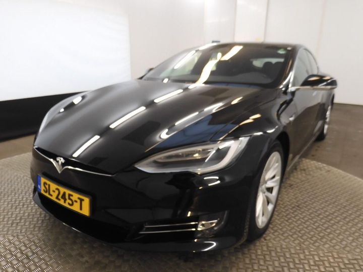 Tesla Model s (2018)