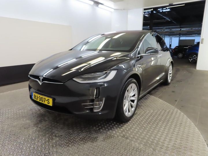 Tesla Model x (2017)