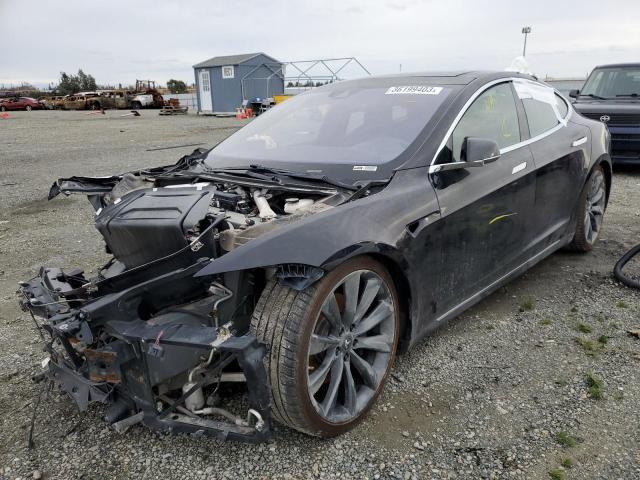 Tesla Model s (2015)