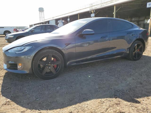 Tesla Model s (2016)