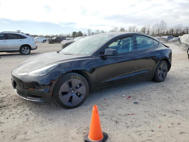 Tesla Model 3 (2022)