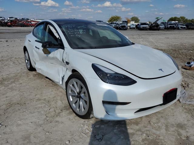 Tesla Model 3 (2022)