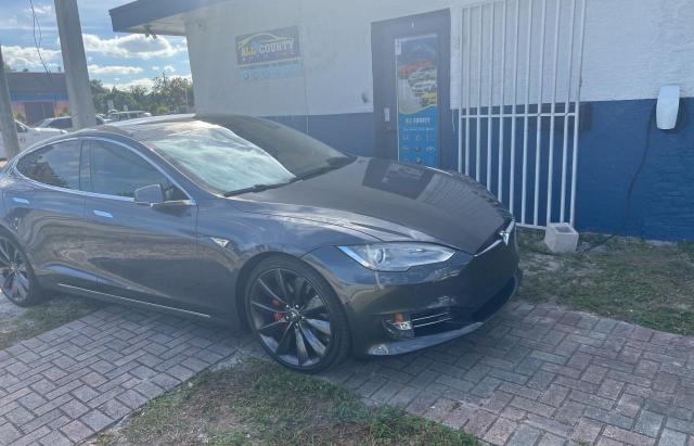 Tesla Model s (2014)