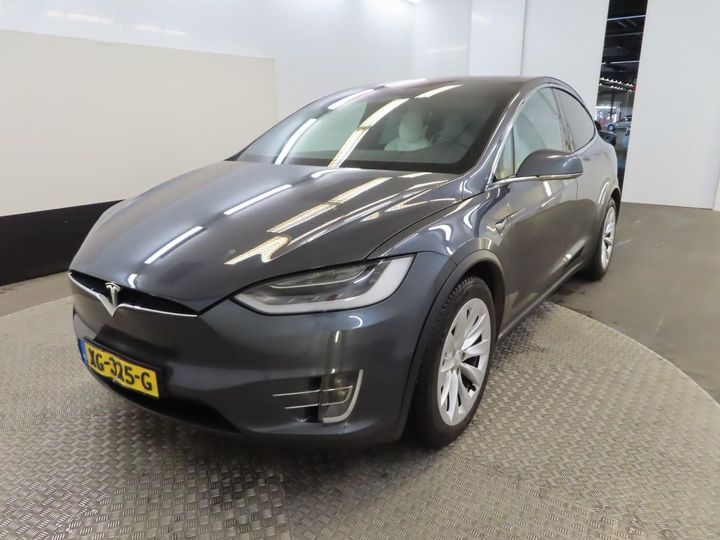 Tesla Model x (2018)