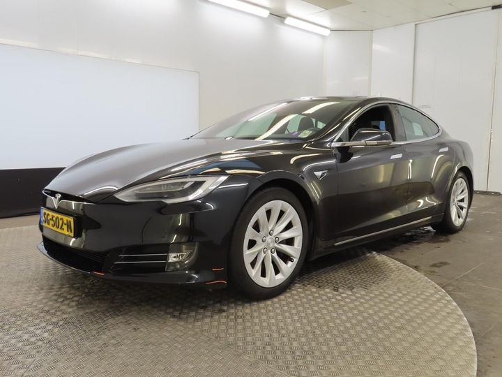 Tesla Model s (2018)