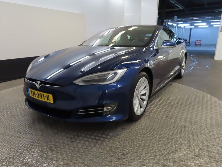 Tesla Model s (2018)