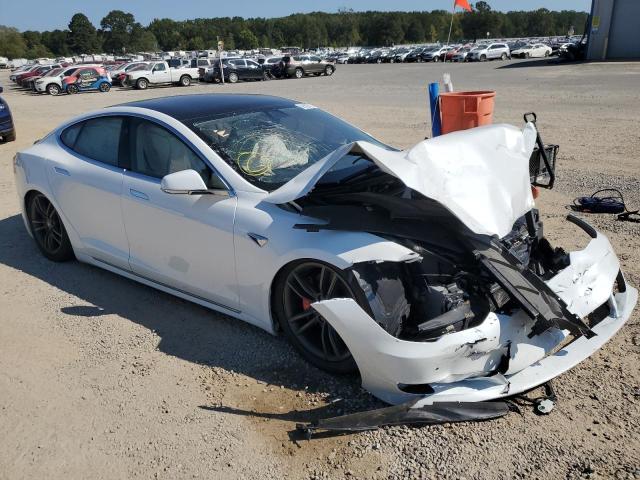 Tesla Model s (2017)