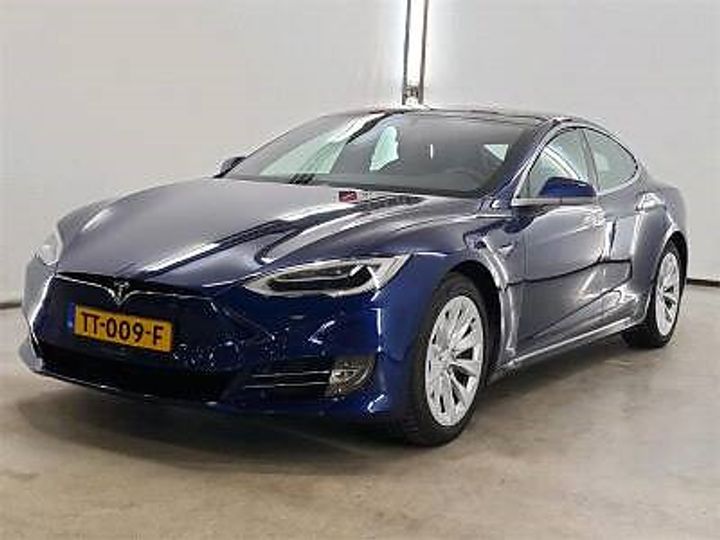 Tesla Model s (2018)