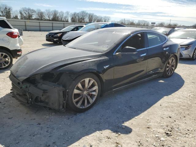 Tesla Model s (2015)