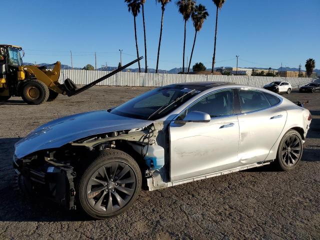 Tesla Model s (2018)