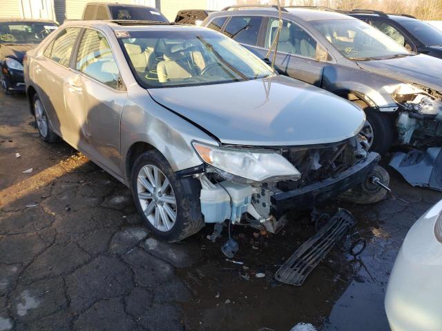 Toyota Camry l (2014)