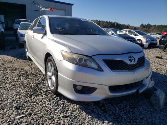 Toyota Camry base (2011)