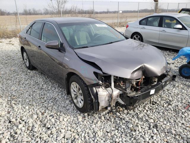 Toyota Camry hybr (2015)