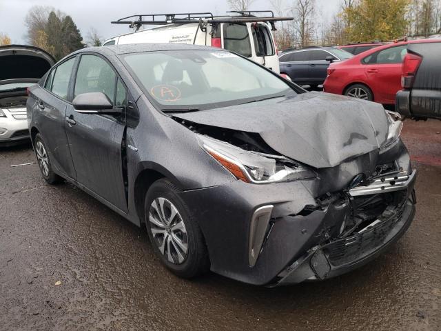 Toyota Prius le (2020)
