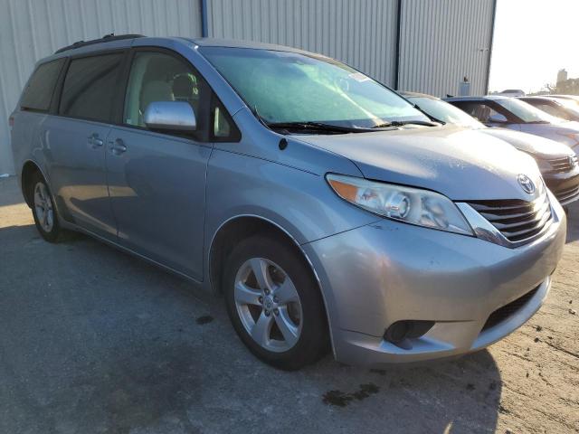 Toyota Sienna bas (2011)