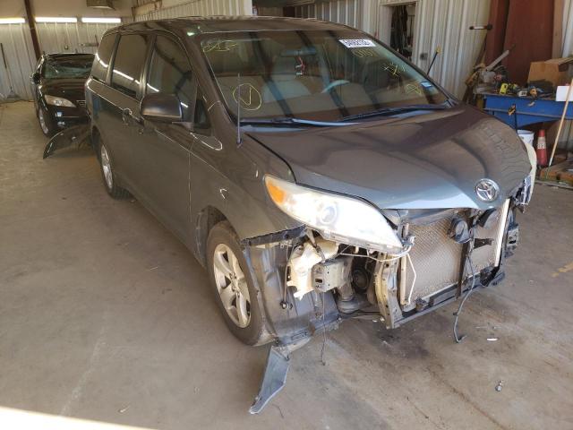 Toyota Sienna bas (2012)