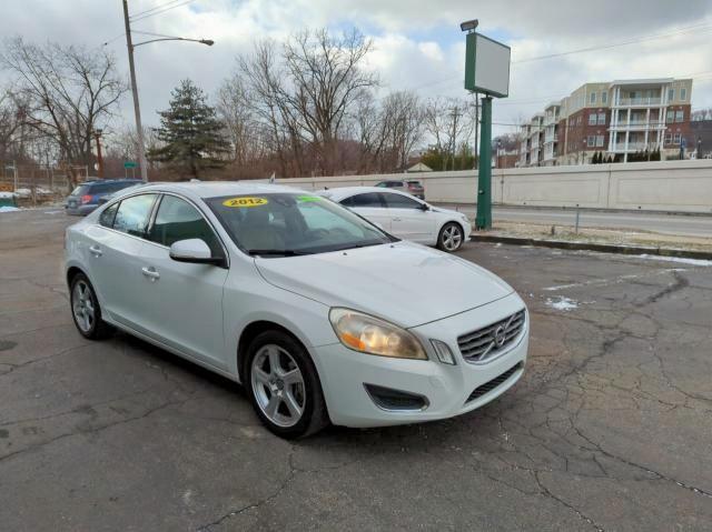 Volvo S60 t5 (2012)