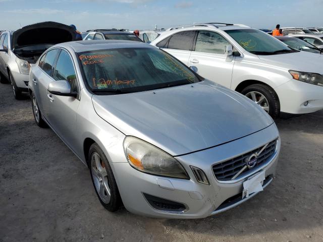 Volvo S60 t5 (2012)