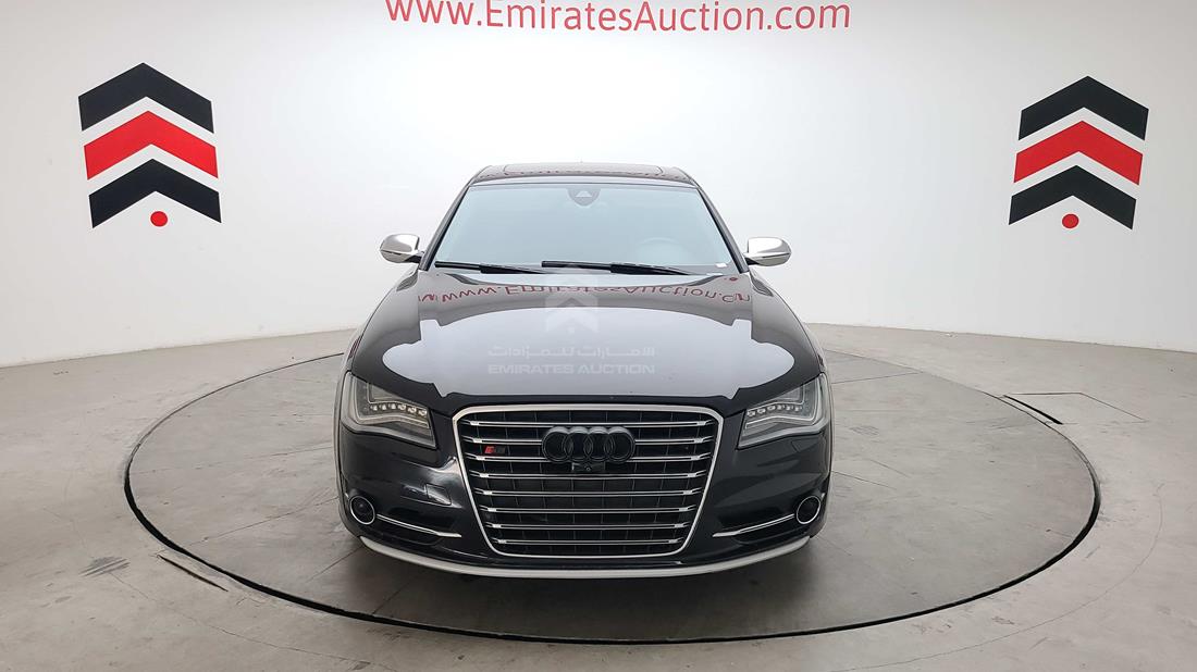 Audi S8 (2013)