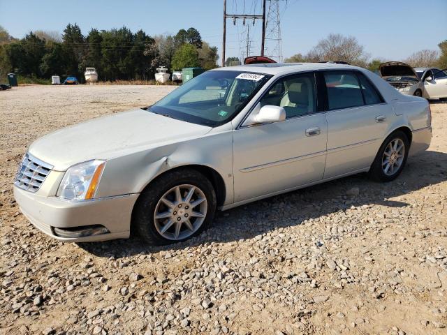 Cadillac Dts luxury (2010)
