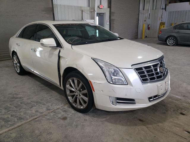 Cadillac Xts luxury (2014)