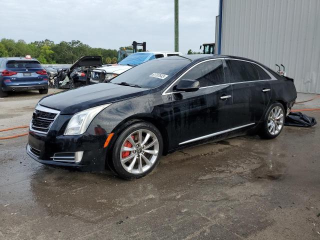 Cadillac Xts luxury (2013)