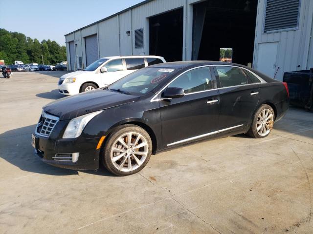 Cadillac Xts luxury (2013)