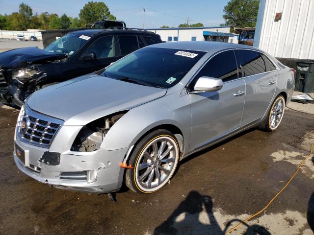 Cadillac Xts luxury (2014)
