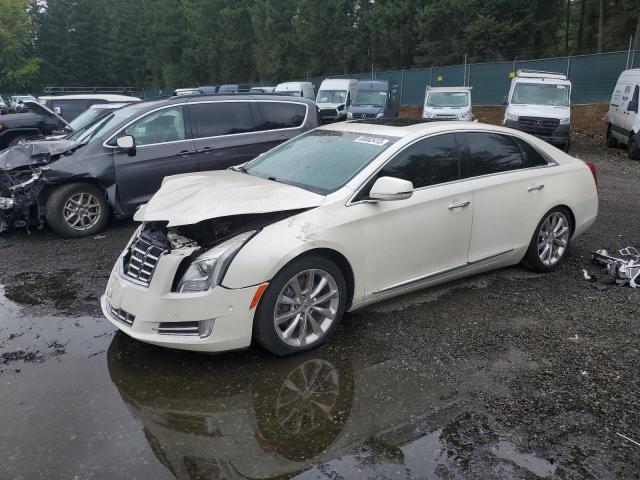 Cadillac Xts luxury (2014)