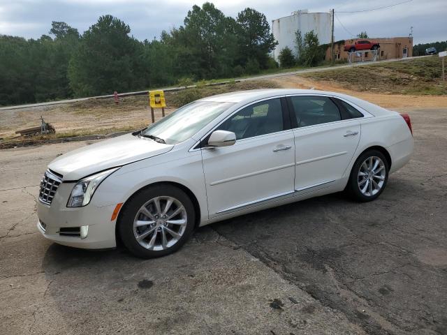 Cadillac Xts luxury (2013)