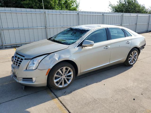 Cadillac Xts luxury (2013)