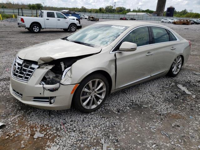 Cadillac Xts luxury (2013)