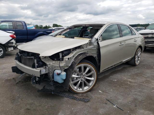 Cadillac Xts luxury (2014)