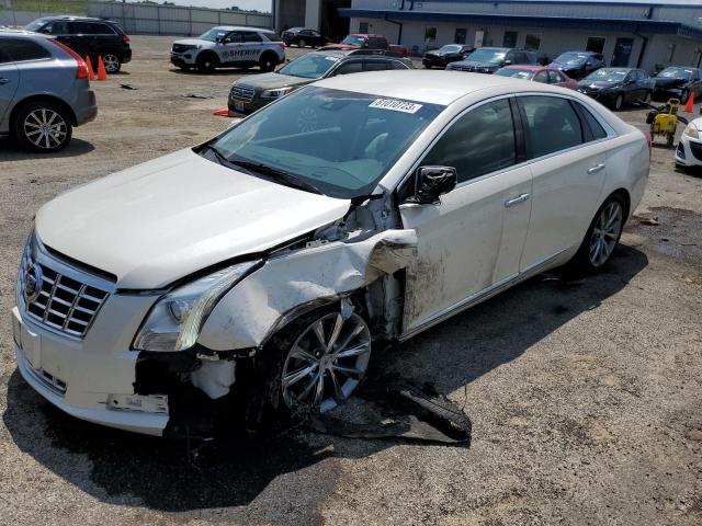Cadillac Xts luxury (2013)