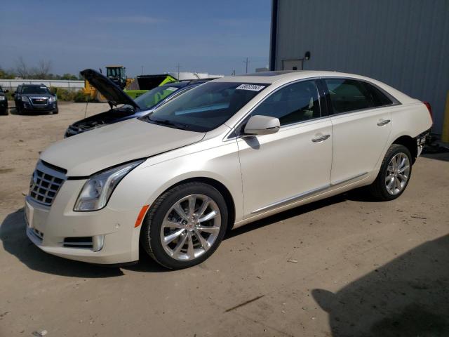 Cadillac Xts luxury (2014)