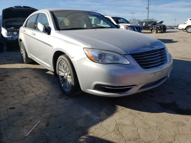 Chrysler 200 lx (2012)