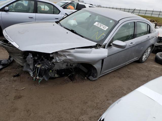 Chrysler 200 lx (2013)