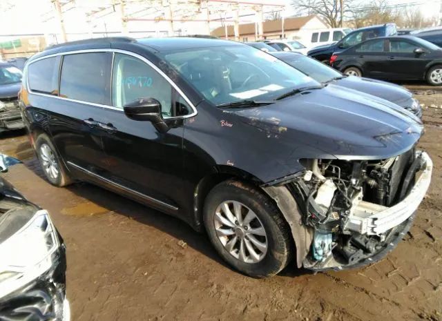 Chrysler Pacifica (2017)