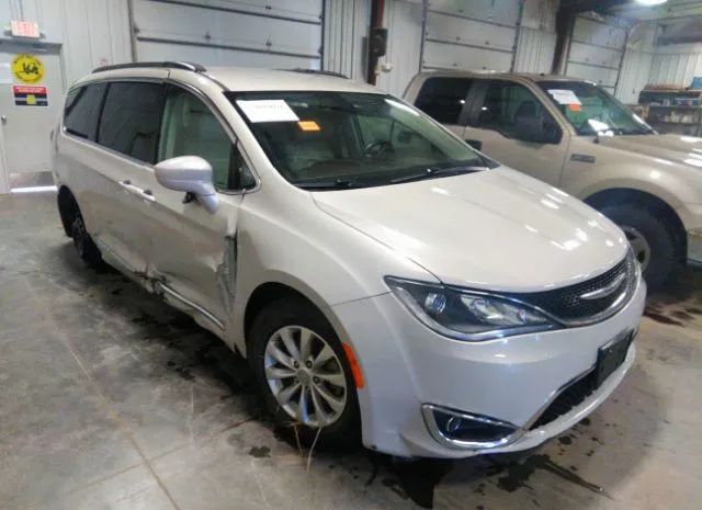 Chrysler Pacifica (2017)