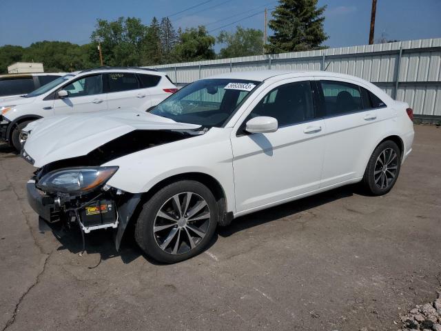 Chrysler 200 s (2013)